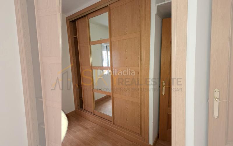 Foto c160fc5b-dc03-4377-b0f4-ad6b580e762f. Piso en calle chávarri 16 en Carabaña