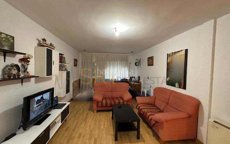 Foto c515aa9d-1da0-4dd7-809c-8820a260eee1. Piso en calle chávarri 16 en Carabaña