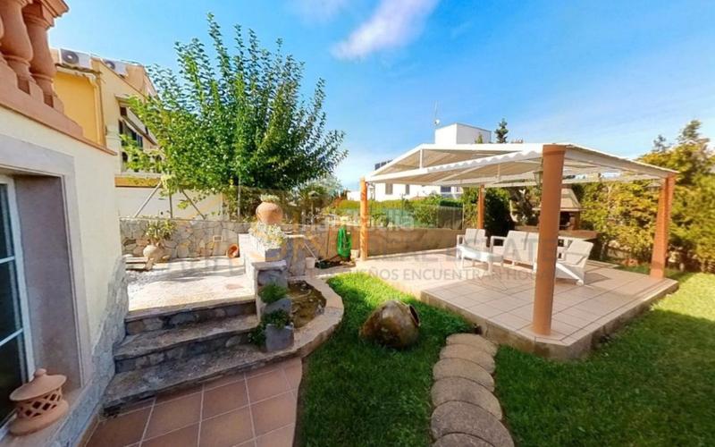 Foto 5b89370f-f874-46fe-b2de-ceb550882832. Chalet with parking pool in Badia Blava-Badia Gran-Tolleric Llucmajor