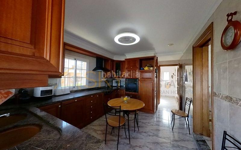 Foto 7c6244ed-e7cd-427d-9650-cc5cd7e0ae14. Chalet with parking pool in Badia Blava-Badia Gran-Tolleric Llucmajor