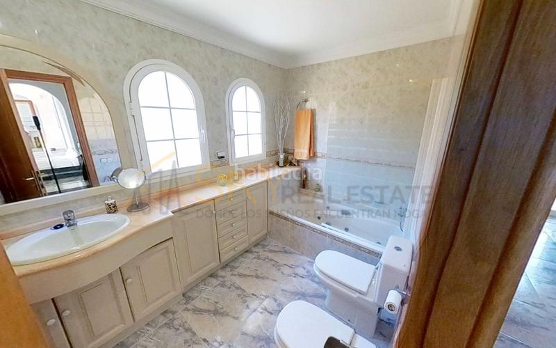 Foto 92ec697f-94bb-481f-ae6b-63e03507f8c8. Chalet with parking pool in Badia Blava-Badia Gran-Tolleric Llucmajor