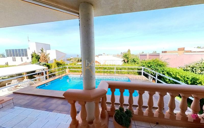 Foto f2b444f5-1545-484d-b159-0d4d79d53197. Chalet with parking pool in Badia Blava-Badia Gran-Tolleric Llucmajor