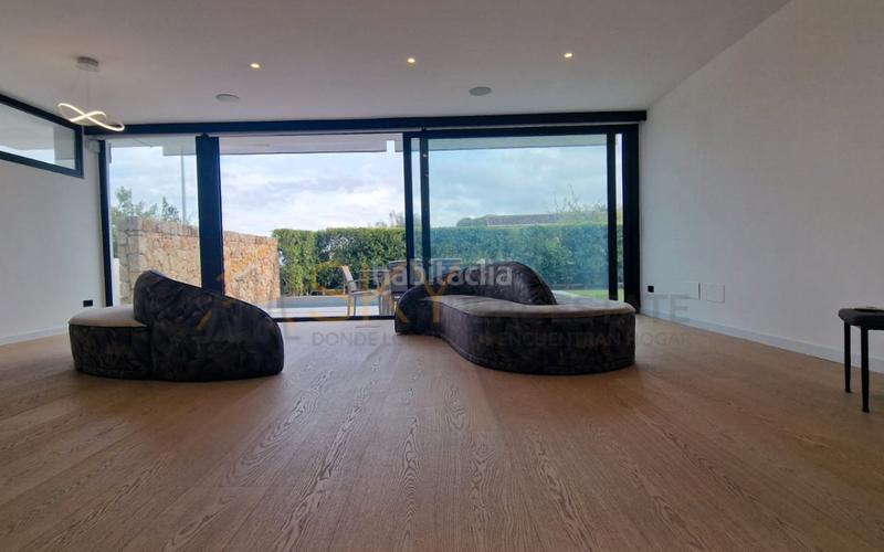 Foto 5f83e2b8-c55f-4f58-bb9c-ee146021978e. Chalet avec parking piscine dans Son Roca Palma de Mallorca