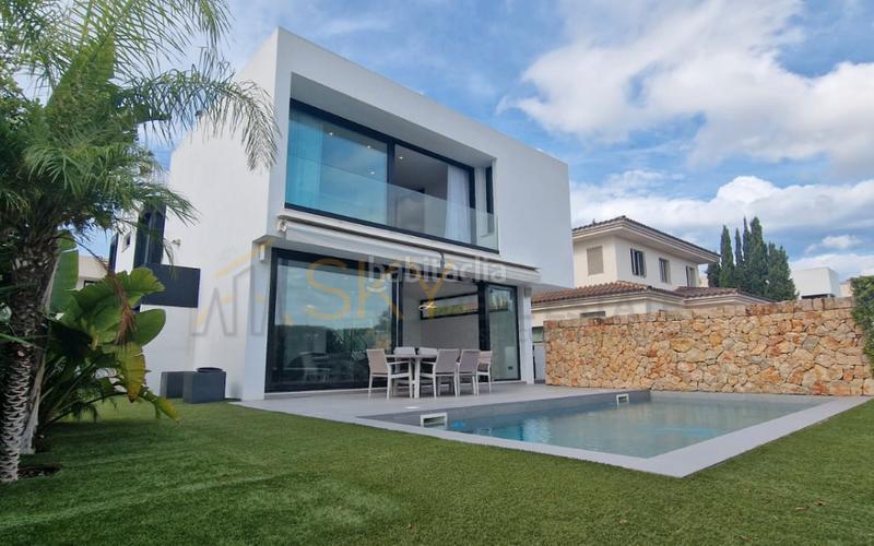 Foto acfa2cc1-3539-44f3-943b-8dbbd18e10c9. Chalet avec parking piscine dans Son Roca Palma de Mallorca