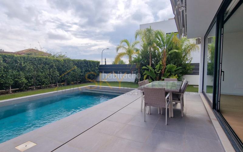 Foto c5e21d9b-7f03-4e9e-8d9a-d5211cfb25b7. Chalet avec parking piscine dans Son Roca Palma de Mallorca