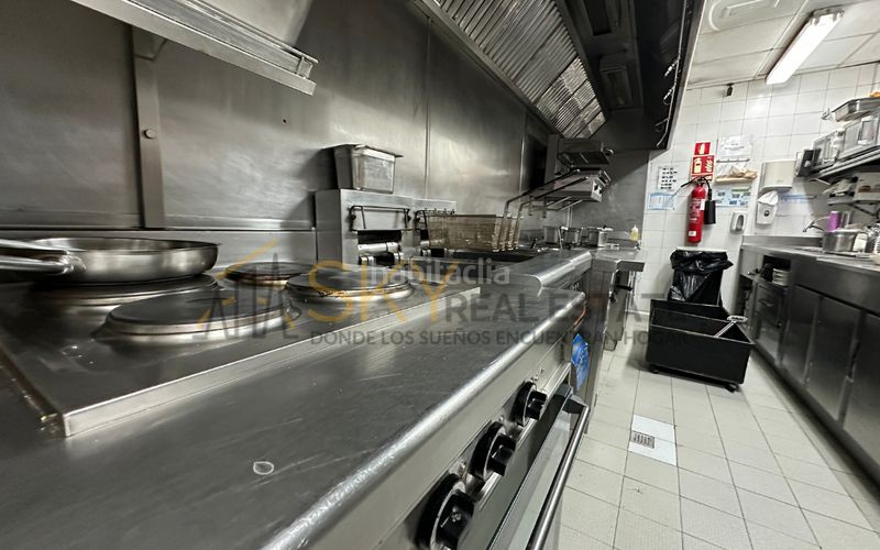 Foto 2d797d8a-df08-42f1-8b95-a138080ee8d4. Local comercial en avenida del mar mediterráneo 83 local comercial en venta en edificio cristal, en Valdemoro