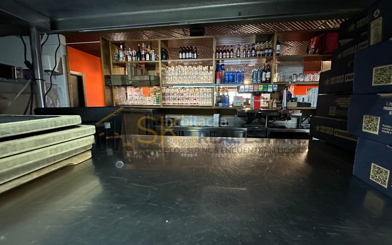 Foto 765a7b3d-c9b5-4c15-b789-6b1ba3c0ac15. Local comercial en avenida del mar mediterráneo 83 local comercial en venta en edificio cristal, en Valdemoro