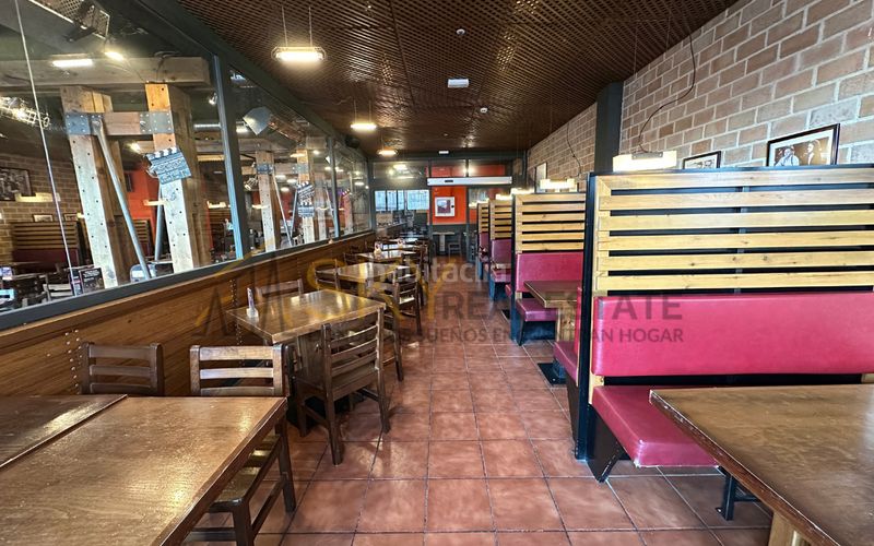 Foto bb3e90ad-ec93-4d71-9016-e2eb44001b1a. Local comercial en avenida del mar mediterráneo 83 local comercial en venta en edificio cristal, en Valdemoro