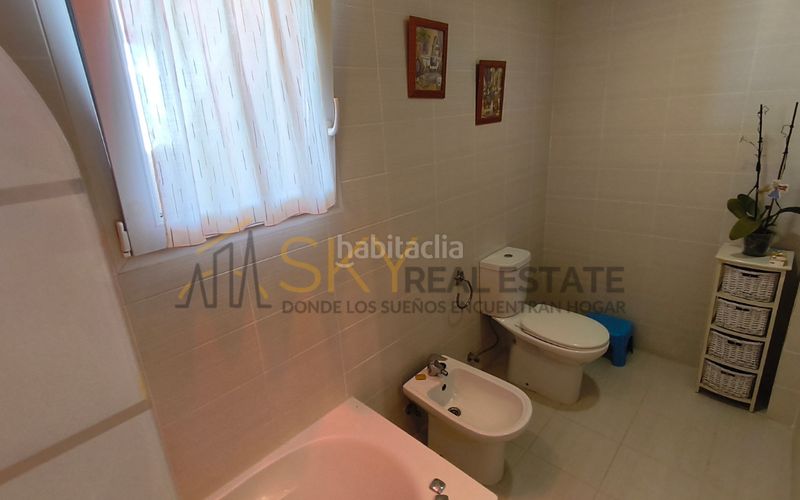 Foto df6985d6-c49f-4656-82a1-698c75781679. Dúplex amb aparcament a Cariñena - Carinyena Villarreal / Vila - real