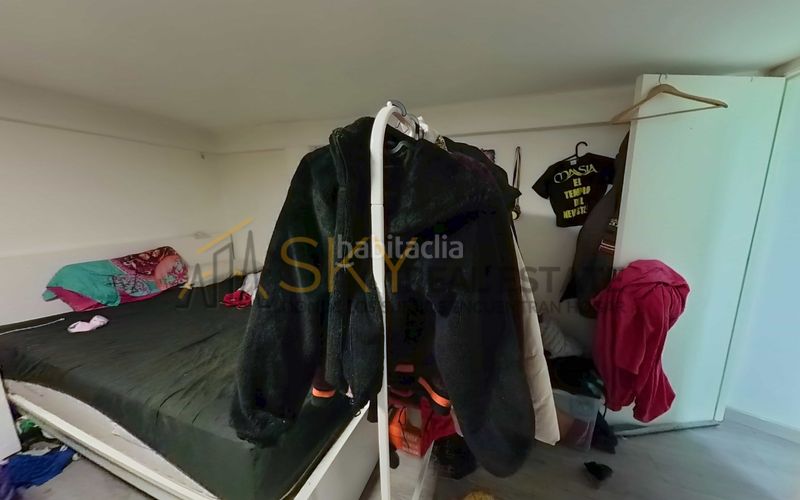 Foto 994fd0db-ed35-4274-a901-bc87ade55de5. Piso en Palomeras Sureste Madrid