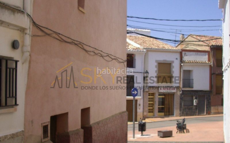 Foto 400d7fc2-8711-433b-94cc-46990423d5db. Casa a Alcublas