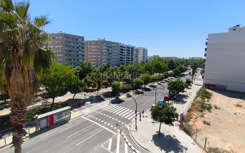 Foto 8fe069a4-96b6-4a22-95de-4c3b213339e1. Pis amb calefacció a Vara de Quart Valencia