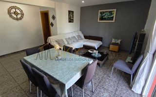 Flat  Avinguda de les corts valencianes. Piso luminoso con terraza privada y múltiples espacios exteriore