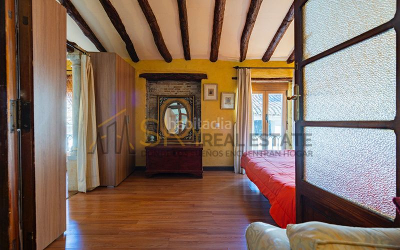 Foto dd5483ec-2f4b-47a2-8d34-b7643bd04928. Edificio in Albaida