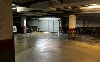 Aparcament cotxe a Carrer valparaíso 5. Plaza de garaje en venta con puerta automática