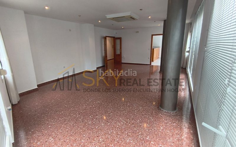 Foto 6edf30b9-2d53-4f88-8427-dec6a5484763. Pis amb aparcament a Centro Pedreguer