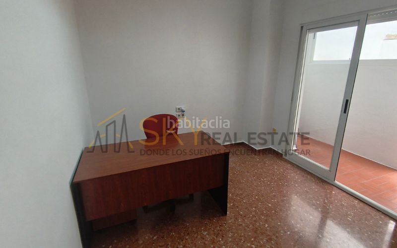 Foto d2ad7c70-afce-4685-8393-440c0027faf5. Pis amb aparcament a Centro Pedreguer