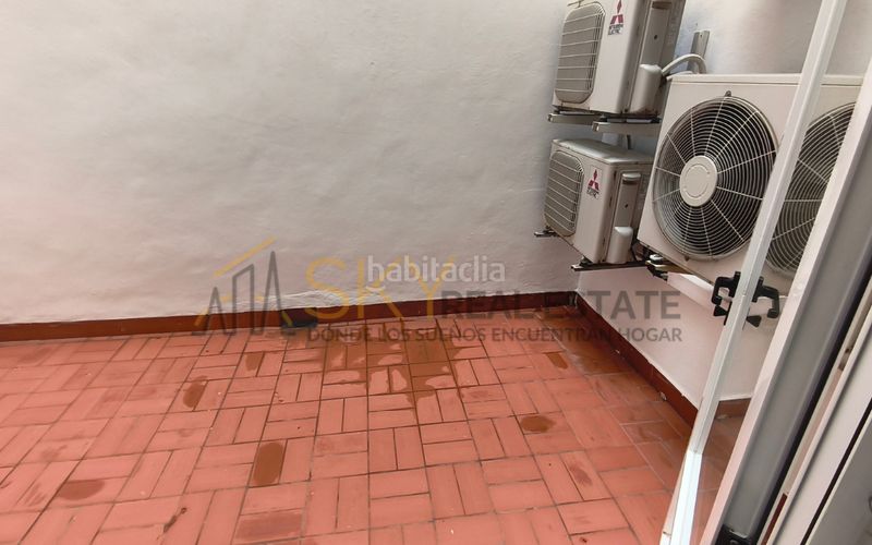 Foto f14f7008-6444-4c08-9eea-e747e68f08f5. Pis amb aparcament a Centro Pedreguer