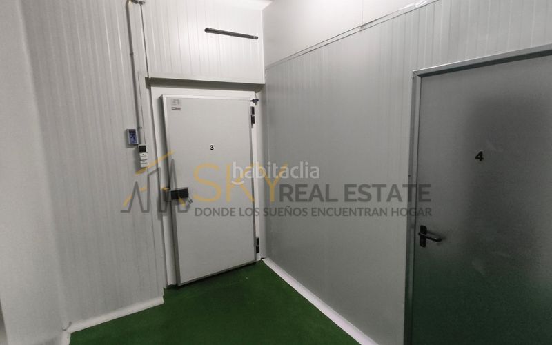 Foto 4bc55c51-b01b-4716-a76e-fe0c389628f6. Business premise in La Constitución-Canaleta Mislata