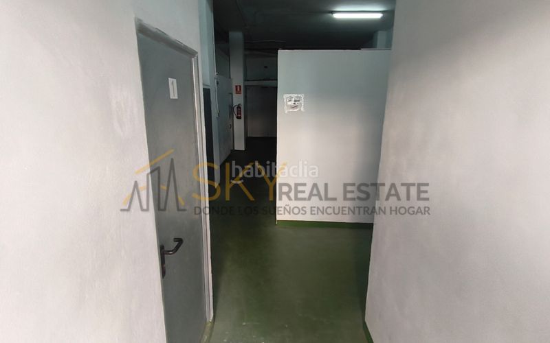 Foto c2fe3ea7-eee2-4225-8606-a05d95dbd7dc. Business premise in La Constitución-Canaleta Mislata