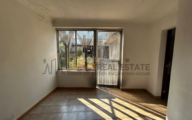 Foto 0d927d03-9f65-4180-b90c-fe19dacbe3a2. Casa amb aparcament a Ariany