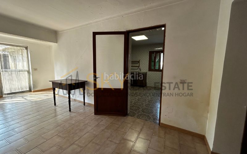 Foto 2e18a95e-80d7-4617-8175-a14f9eb76ac5. Casa amb aparcament a Ariany