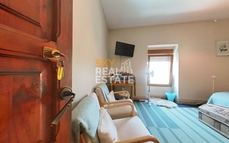 Foto a244f9b5-82a5-4ff7-ab38-e5009857f4b9. Edificio hotel en venta en san agustin en Alcublas