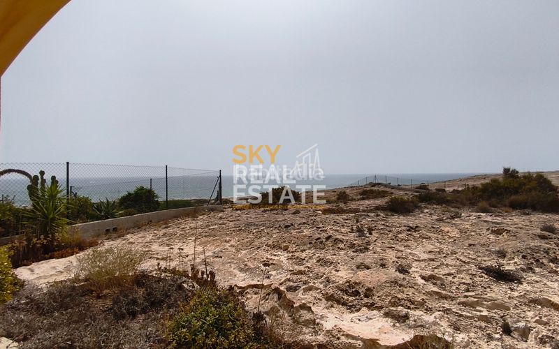 Foto f97e3f86-aef1-4dc7-a44d-56d45b1b09e8. Casa aparellada amb aparcament a Agua Amarga - Urbanova Alicante