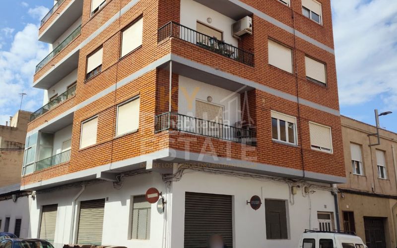 Foto a3f88f47-3db9-4077-958f-e173109f513c. Business premise in Plaza Castelar - Mercado Central Elda