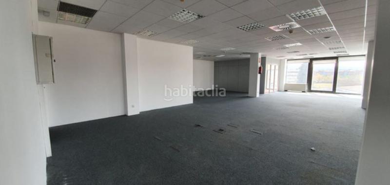 Foto 1a5cbc55-4f34-4dc1-a46d-554563284faf. Miete büro mit parking in Roquetes-Can Magí Sant Cugat del Vallès