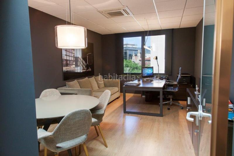 Foto f84d54f4-deda-4970-9879-063b9d7aeb75. Miete büro in Dreta de l´Eixample Barcelona