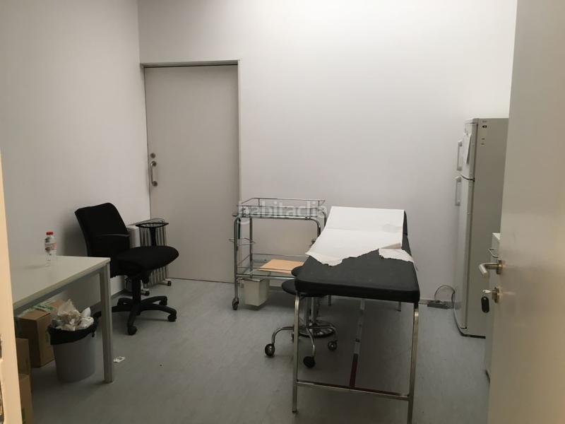 Foto 1dbb902b-1b8e-4dad-bb5b-6ec1c73b31b2. Lloguer oficina amb aparcament a Volpelleres Sant Cugat del Vallès