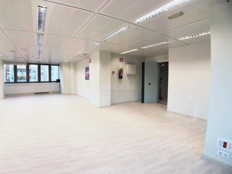 Foto 6d991d42-5b6e-452a-a1d6-e1d3e63e5db6. Miete büro mit parking in Barri de les Corts Barcelona