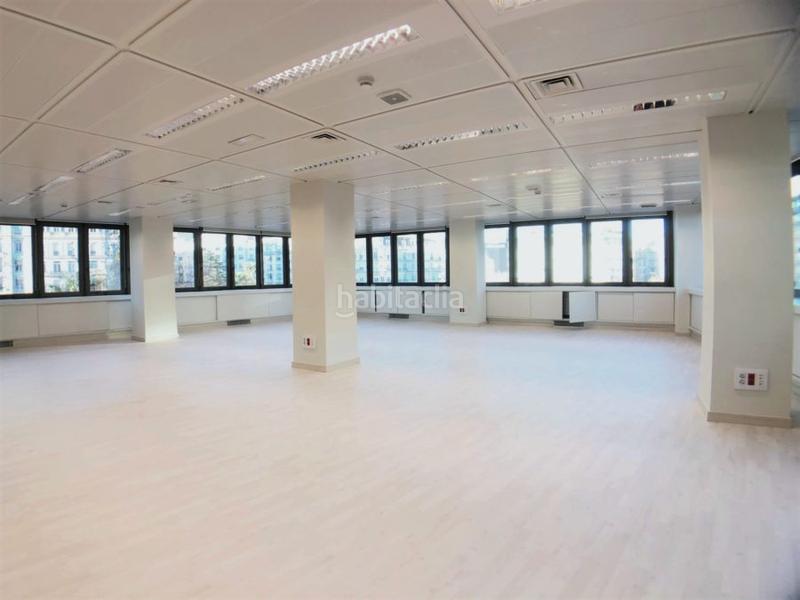 Foto ea3ffe6e-d717-4657-a749-bfa28fec06db. Miete büro mit parking in Barri de les Corts Barcelona