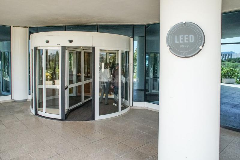 Foto 71a0f496-3c7f-4055-b994-2cf5854e5b42. Location bureau avec parking dans Volpelleres Sant Cugat del Vallès