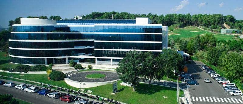 Foto b26fb968-cd23-4812-8d38-3bbdf2078e05. Location bureau avec parking dans Volpelleres Sant Cugat del Vallès