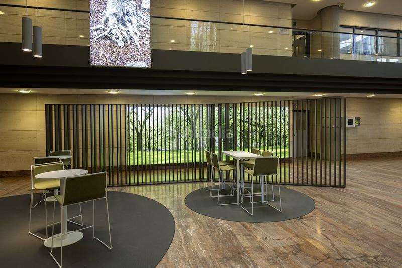 Foto d91208f5-b34c-45a0-9c65-73593956412f. Location bureau avec parking dans Volpelleres Sant Cugat del Vallès