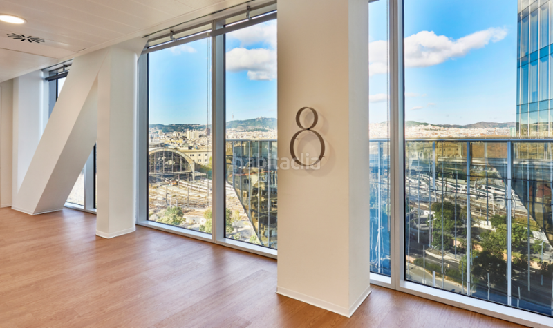 Foto 86fc4eaf-4471-4a3f-a061-fe3c84655958. Rent office space in Barceloneta Barcelona