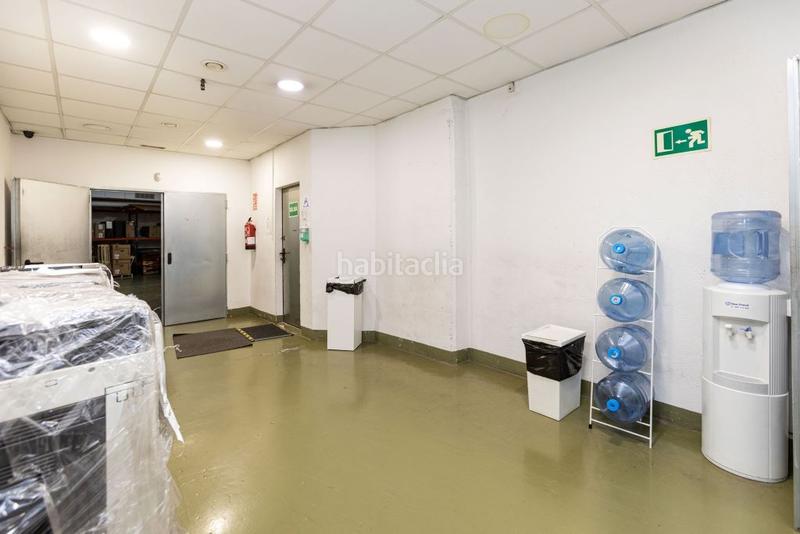 Foto 4b45e617-888c-4eca-a78a-c5d8cccfc73f. Alquiler local comercial rambla brasil y c. melcior de palau en Barcelona