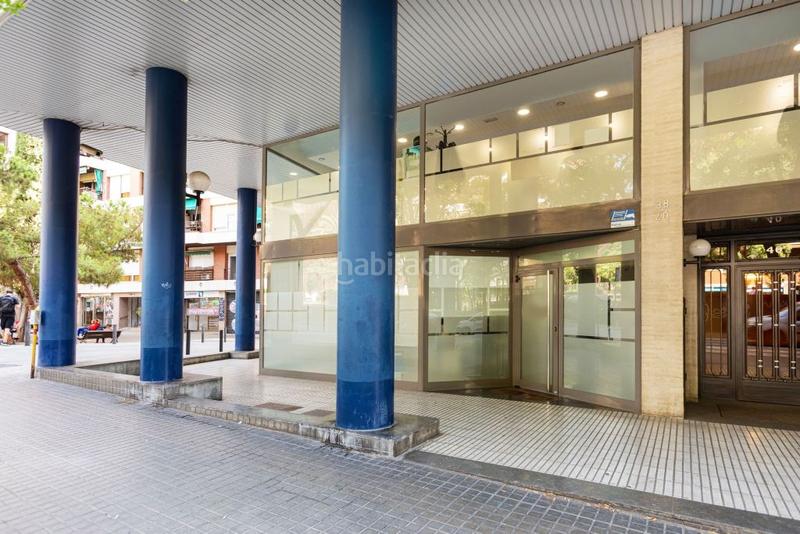 Foto 51279801-b66a-42c1-9efd-f126477a767d. Lloguer local comercial a Sants Barcelona