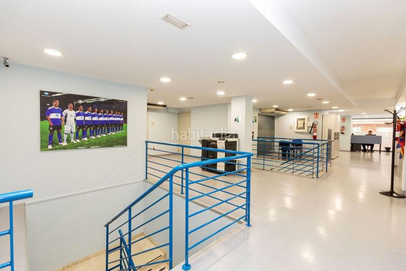 Foto f6ab653b-5082-4d48-8429-893515a2a1d1. Lloguer local comercial a Sants Barcelona