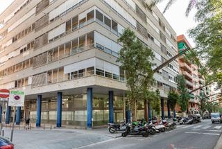 Location Local commercial  Brasil. Rambla brasil y c. melcior de palau