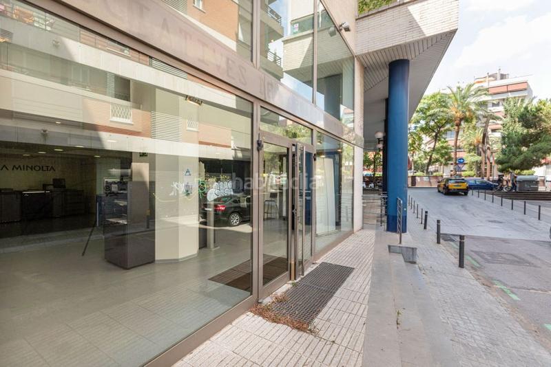 Foto e8b1e393-a473-4369-8444-d068e919fef4. Miete geschäftsraum in Sants Barcelona
