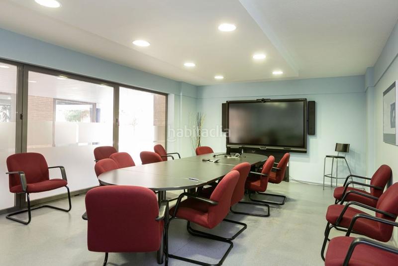 Foto 0830c9e8-374b-4153-b336-28dc172cbc7e. Rent business premise in Sants Barcelona