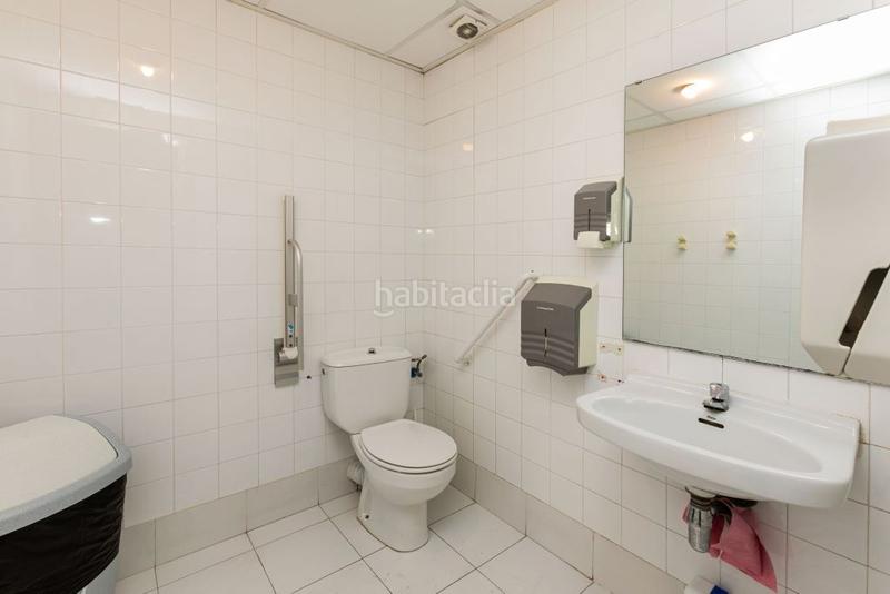 Foto 0e6ae351-de77-40c3-8184-0750d9d1589f. Rent business premise in Sants Barcelona