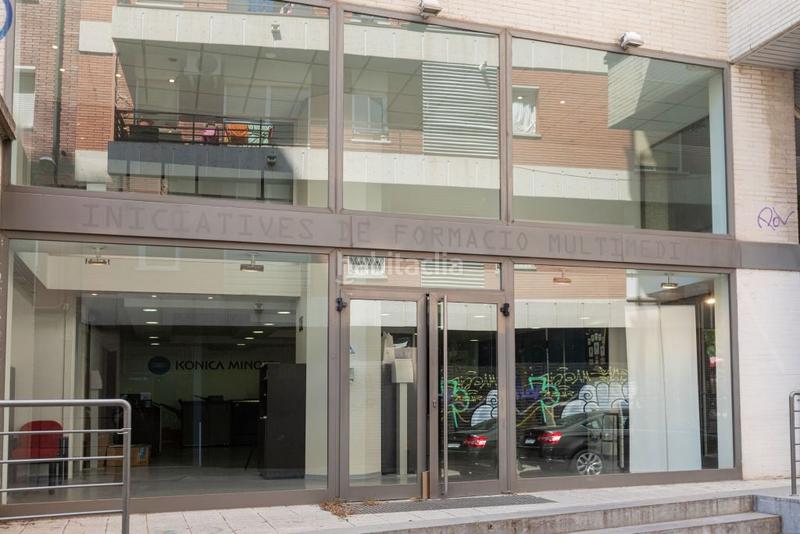 Foto 53a1bdb2-df17-4d1a-b82c-eafb693155e8. Rent business premise in Sants Barcelona