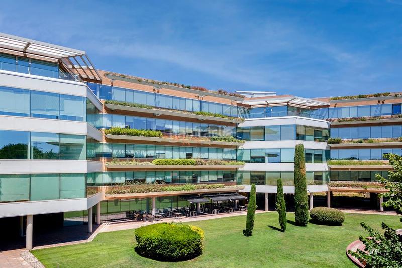 Foto 513f8776-6385-407f-9b7a-cb8adf9e7168. Rent office space with parking in Volpelleres Sant Cugat del Vallès