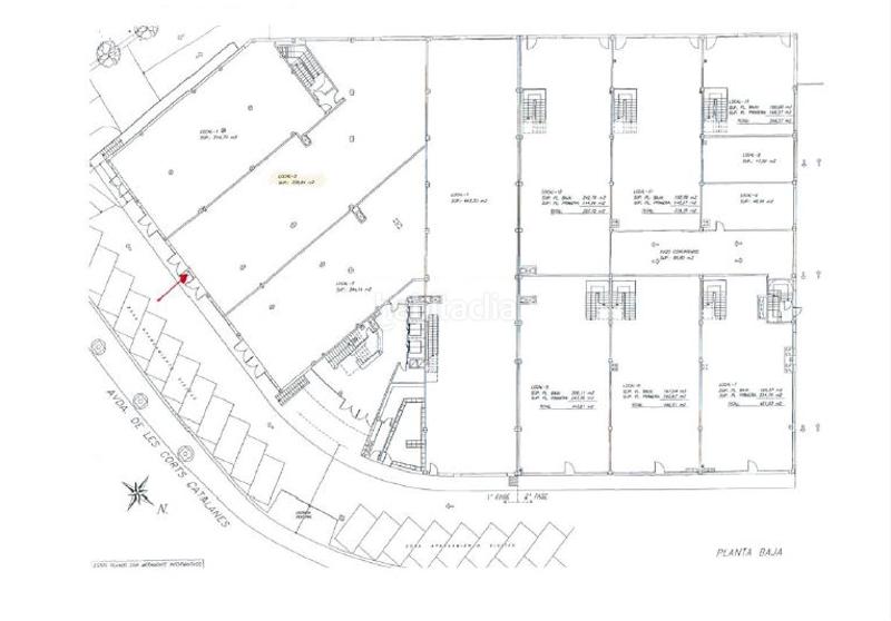 Foto 79bb44a2-b396-40a6-a0bd-f67da1630b77. Alquiler local comercial edificio frasmo en Roquetes-Can Magí Sant Cugat del Vallès