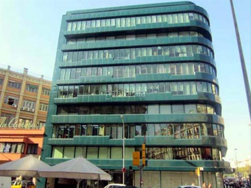 Foto 2f525815-9ae0-4481-b7aa-fbcde7be2e36. Rent office space with parking in Dreta de l´Eixample Barcelona