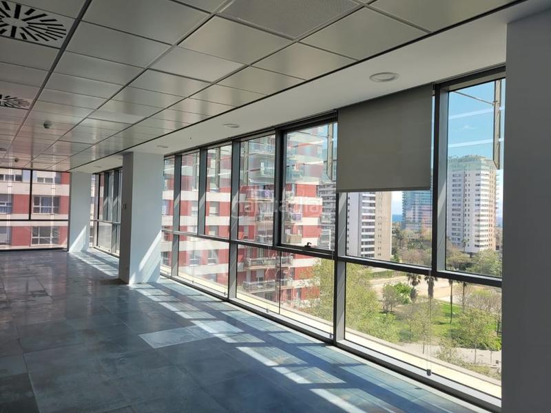 Foto a8e3362a-facb-4265-8d71-0f40109d6b10. Rent office space with parking in Diagonal Mar i el Front Marítim del Poblenou Barcelona